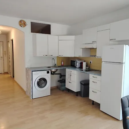 Apartment Sur Le Port