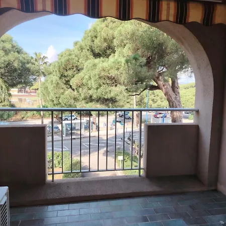Apartment Sur Le Port
